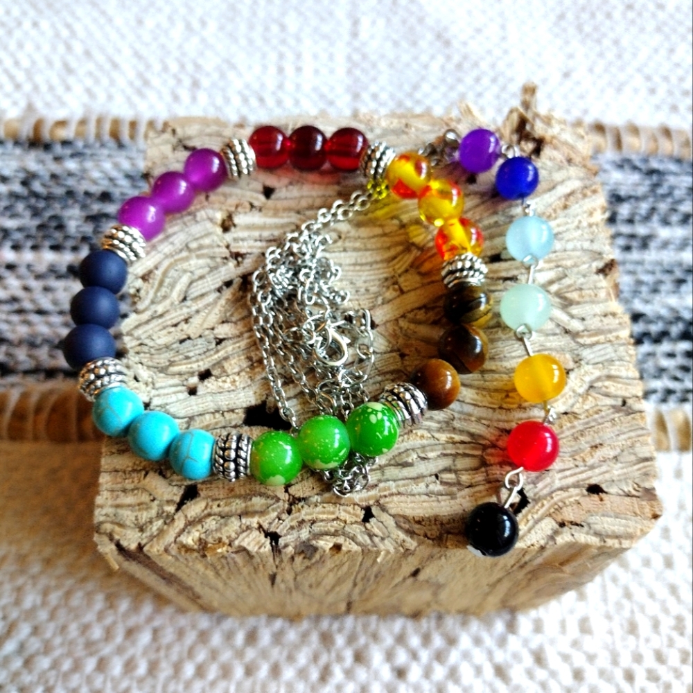 ✨ Balancing Chakra Necklace and Bracelet set ✨ - Picture 1 of 4